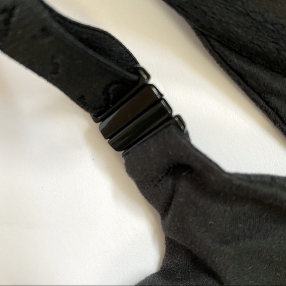 Victorias Secret body by Victoria black perfect shape padded underwire bra 36DD - Picture 8 of 12